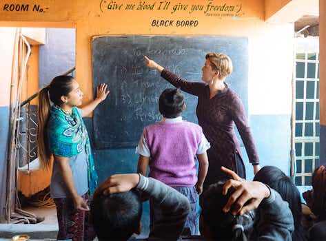 Volunteer on the Slum Teaching project in Delhi, India with IVHQ