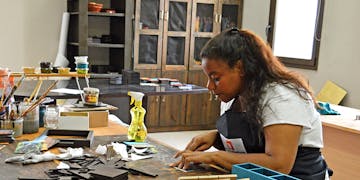 Volunteer on the Women's Education project with IVHQ in Jordan