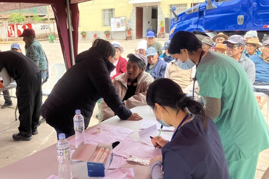 Volunteer on the Medical Campaign project in Cusco with IVHQ
