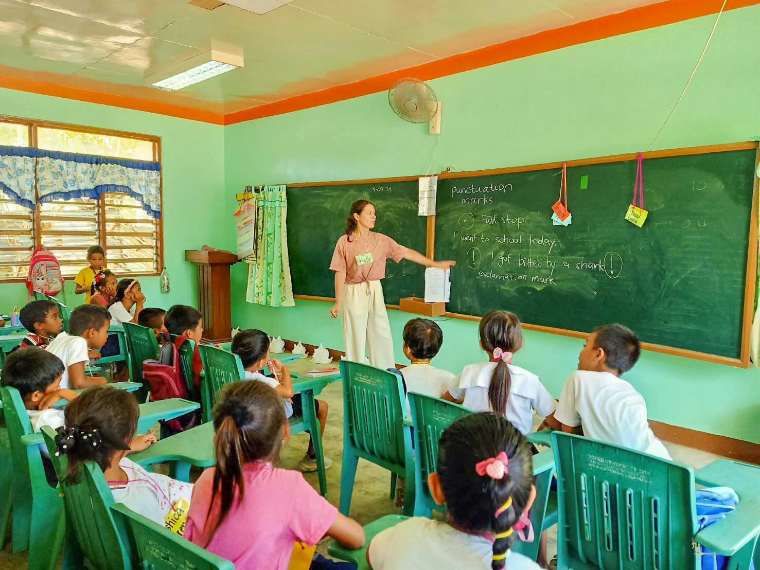 Teaching Volunteer Project in the Philippines - Palawan